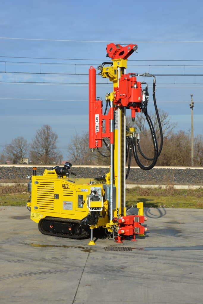 2654_Mi3 foreuse Massenza Drilling Rigs