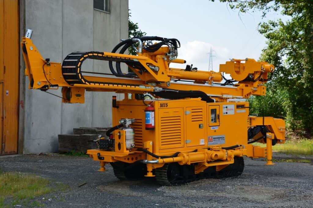 2698_Mi5 foreuse Massenza Drilling rigs