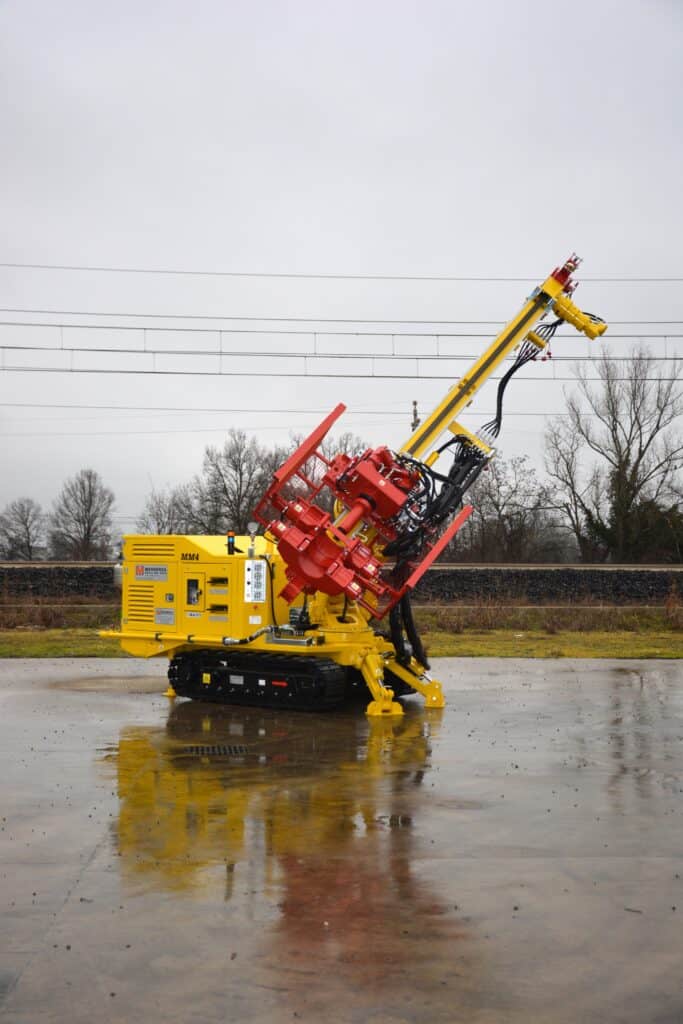 2725_MM4 foreuse Massenza Drilling Rigs