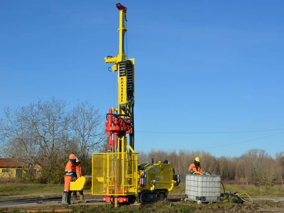2574 Mi4 foreuse Massenza Drilling rigs vidéo chantier
